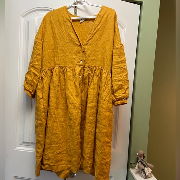 Beaton linen house dress in dandelion - Picture 1 of 6